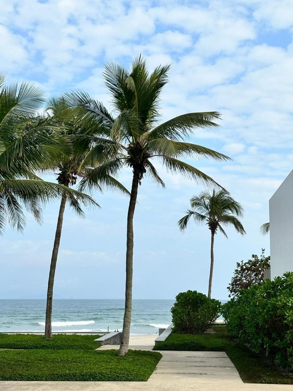 Villa Ocean View And Apartment Da Nang "Free Pick Up" Exterior photo